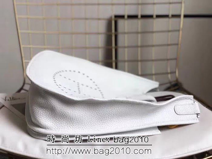 愛馬仕Hermes Evelyn 伊芙琳挎包 男女同款 0AM1563